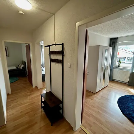 Ohpardon! - Monteurwohnung Im 1 Og, Einzelbetten, Garten Daire *